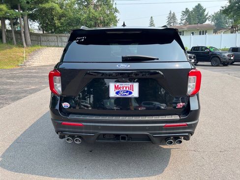 Used 2023 Ford Explorer ST w/ Technology Package image 5