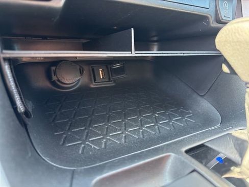 Used 2022 Toyota RAV4 XLE image 20