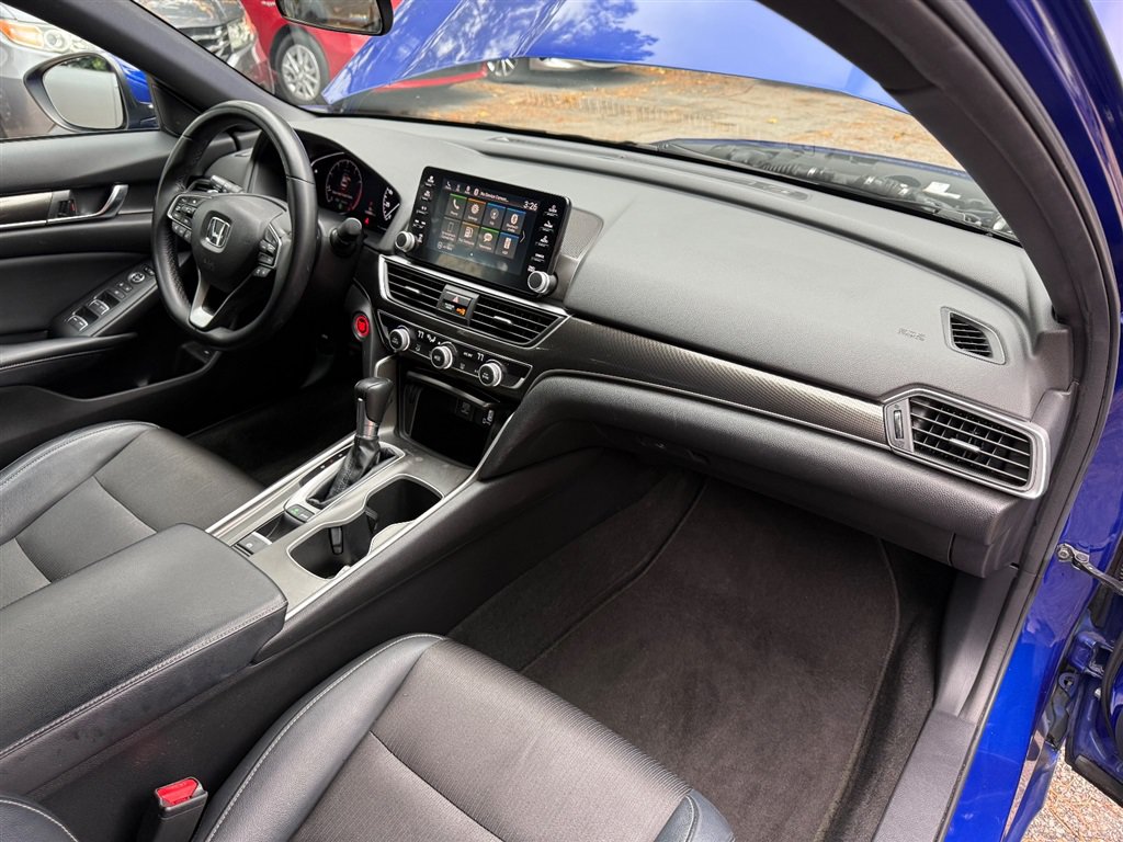 Used 2018 Honda Accord Sport image 17
