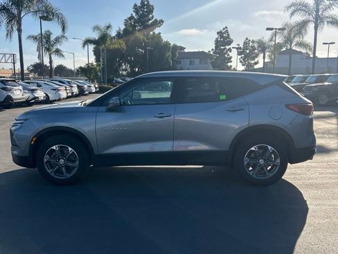 Used 2025 Chevrolet Blazer LT image 7