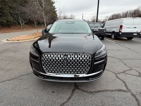 New 2026 Lincoln Corsair Premiere image 2