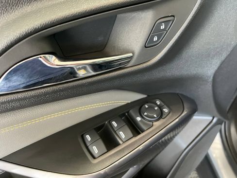 New 2025 Chevrolet Trax ACTIV w/ Driver Confidence Package FWD image 4