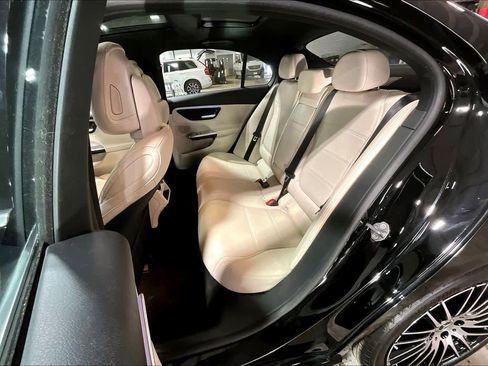 Used 2023 Mercedes-Benz C 300 4MATIC Sedan image 20