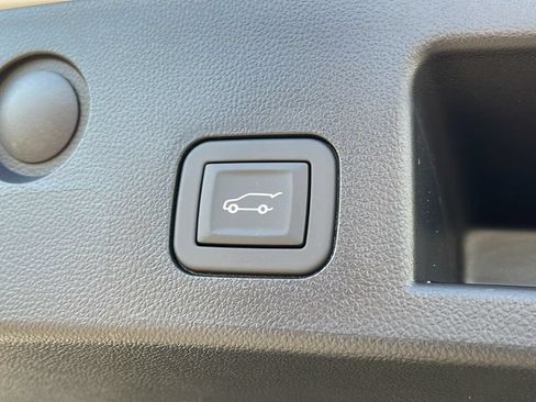 New 2026 GMC Terrain Elevation w/ Elevation Premium Package AWD/4WD image 26