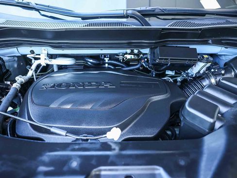 Certified 2025 Honda Ridgeline TrailSport image 34