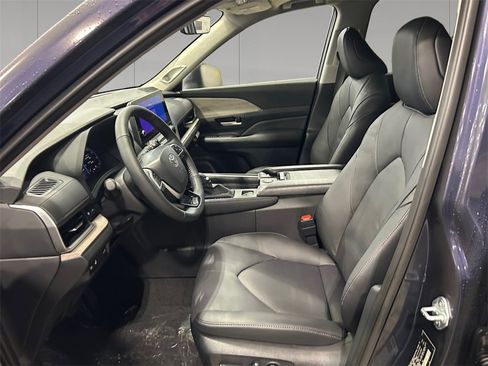 New 2026 Toyota Grand Highlander Limited image 10