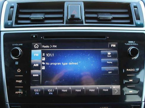 Used 2018 Subaru Outback 2.5i Limited image 22