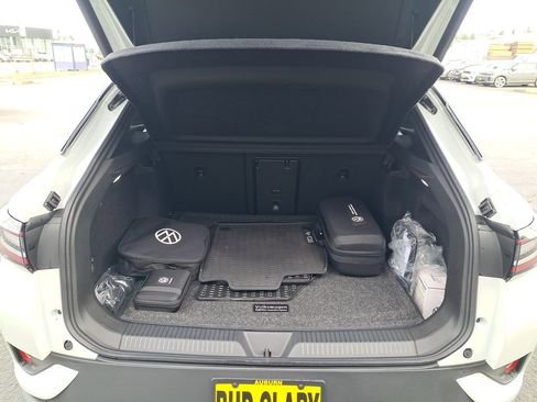 New 2026 Volkswagen ID.4 Pro S Plus image 20