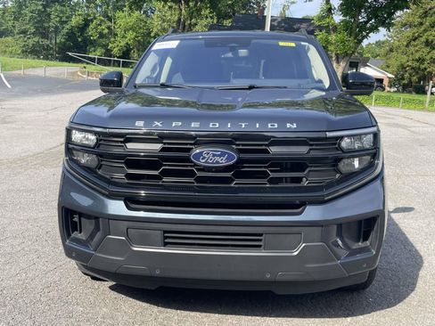 Certified 2025 Ford Expedition Max Active RWD image 15