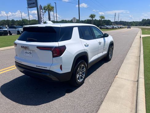 Used 2025 GMC Terrain Elevation AWD/4WD image 2