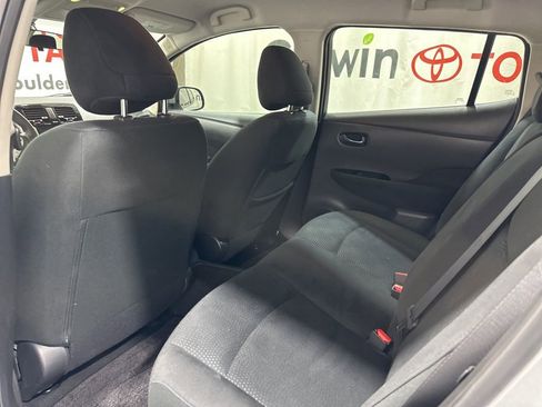 Used 2017 Nissan Leaf SV image 17