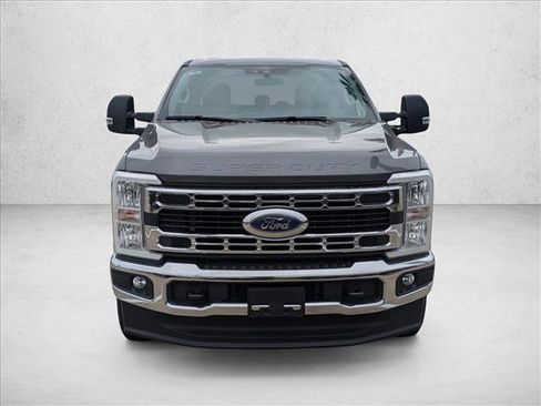 New 2026 Ford F250 XLT w/ FX4 Off-Road Package image 2