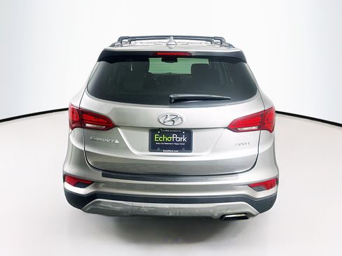Used 2018 Hyundai Santa Fe Sport w/ 2.4L Value Package 02 FWD image 7