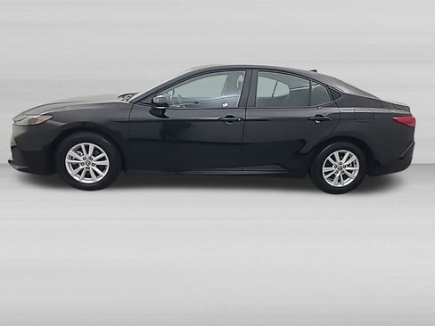 Used 2026 Toyota Camry LE FWD image 8