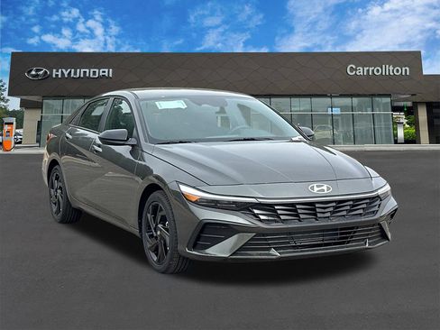 New 2026 Hyundai Elantra Sport FWD image 4