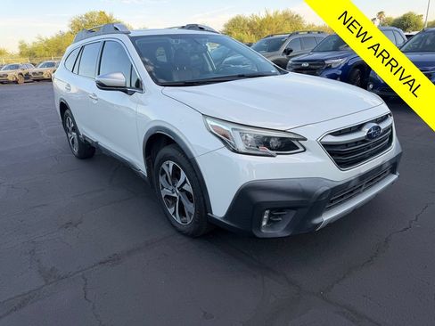 Used 2020 Subaru Outback Touring AWD/4WD image 1
