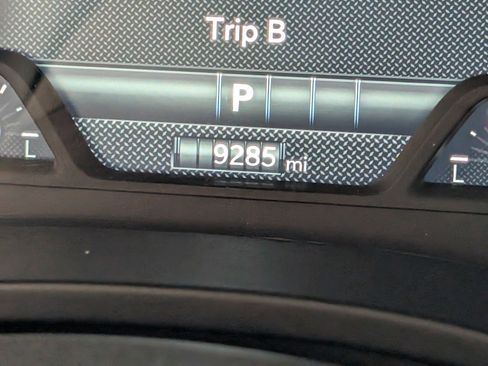 Used 2025 RAM 1500 Big Horn AWD/4WD image 24