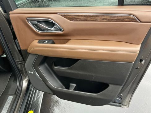 Used 2021 Chevrolet Suburban High Country image 29