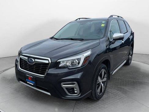 Used 2019 Subaru Forester Touring image 1