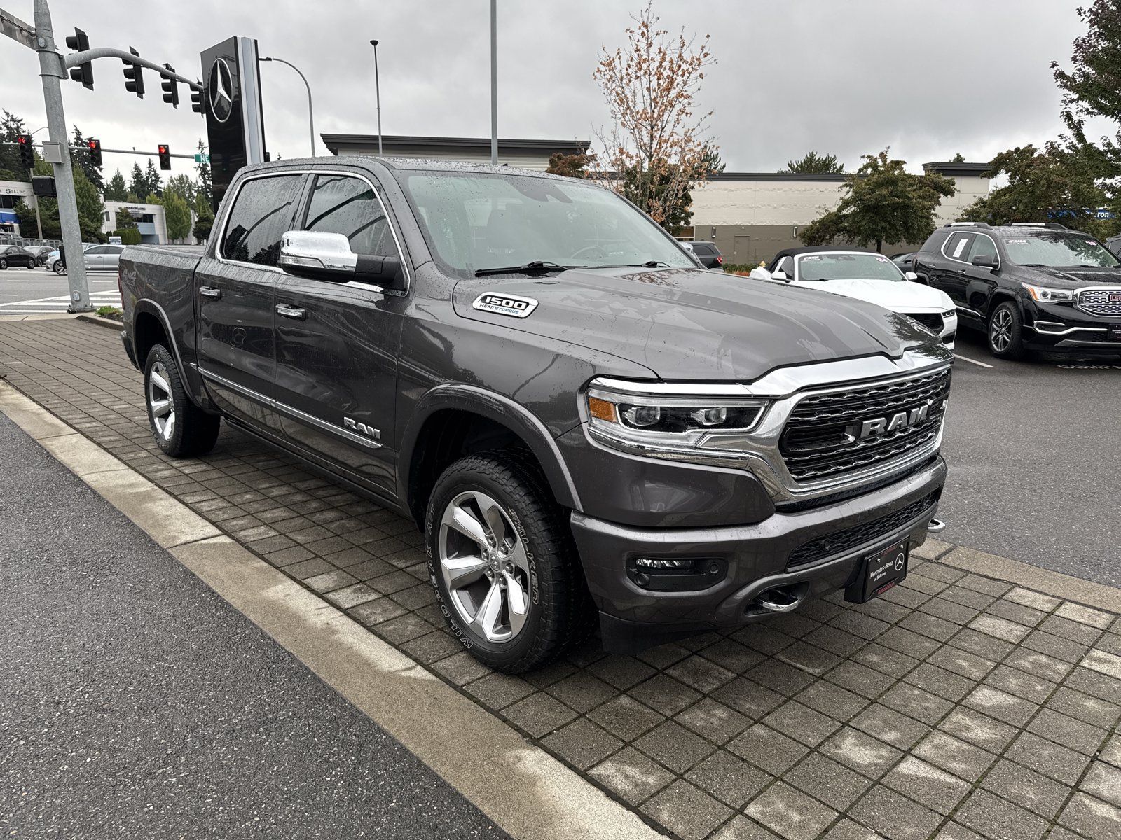 Used 2022 RAM 1500 Limited AWD/4WD image 3