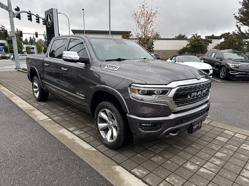 Used 2022 RAM 1500 Limited AWD/4WD image 3