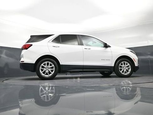Used 2023 Chevrolet Equinox LT image 42