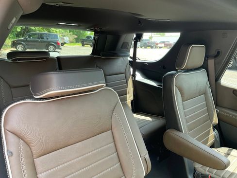 New 2026 GMC Yukon Denali Ultimate AWD/4WD image 42
