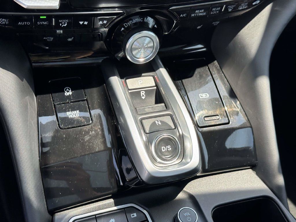 Used 2023 Acura MDX w/ Technology Package AWD/4WD image 30