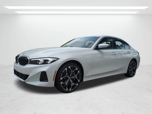 New 2025 BMW 330i Sedan w/ Premium Package RWD image 8