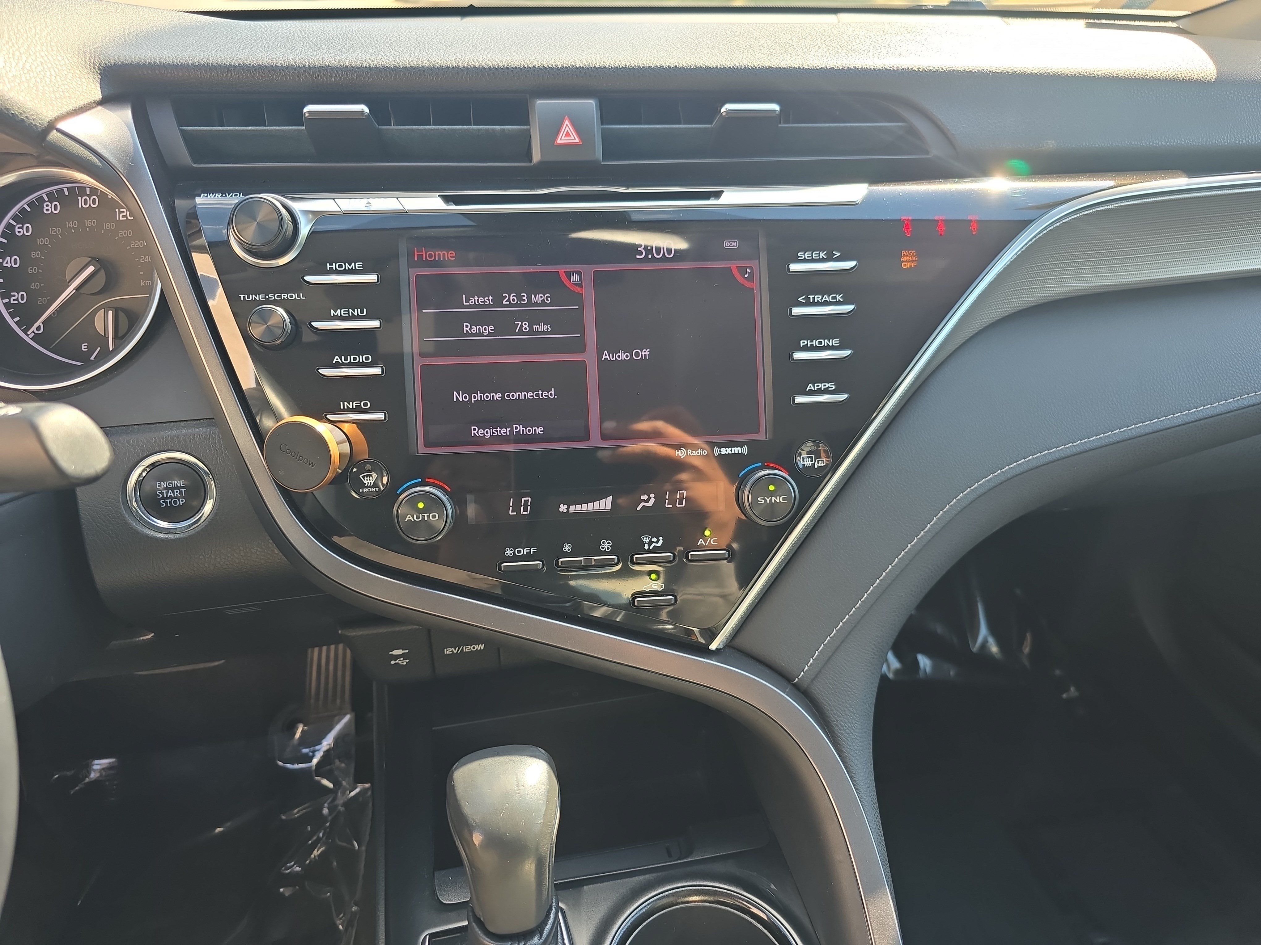 Used 2018 Toyota Camry SE w/ Audio Package FWD image 17