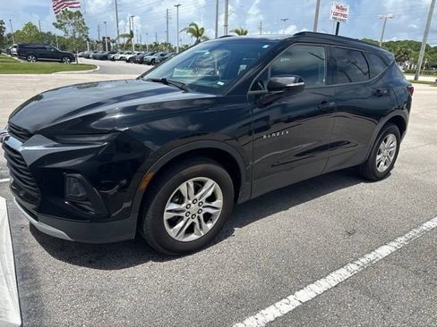 Used 2020 Chevrolet Blazer LT FWD image 1