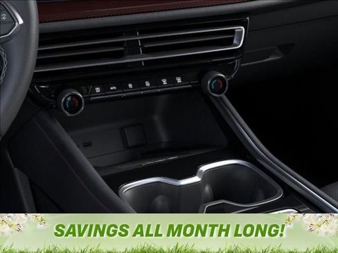 New 2026 Chevrolet Traverse Z71 w/ Driver Confidence Package image 23