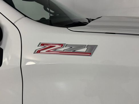 Used 2024 Chevrolet Silverado 1500 LT image 29