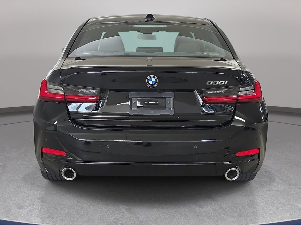 Certified 2024 BMW 330i Sedan w/ Premium Package RWD image 8