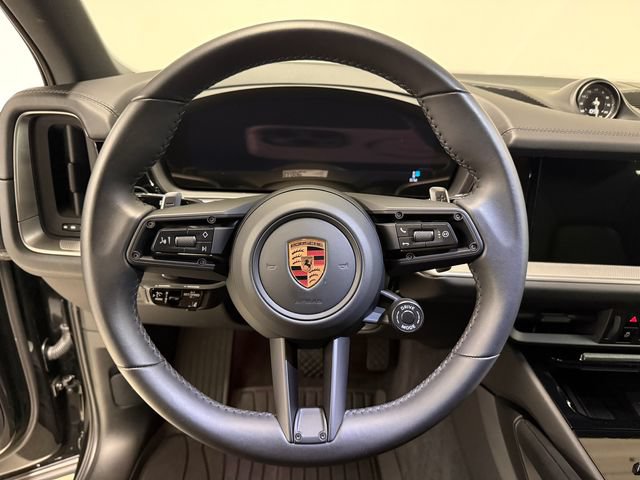Certified 2025 Porsche Cayenne E-Hybrid w/ Premium Package Plus AWD/4WD image 19