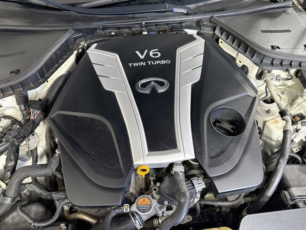 Used 2017 INFINITI Q50 3.0t Premium w/ 3.0T Premium Plus Package AWD/4WD image 40