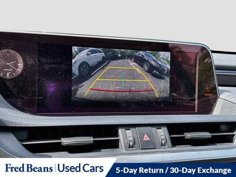 Used 2020 Lexus ES 300h w/ Premium Package FWD image 18