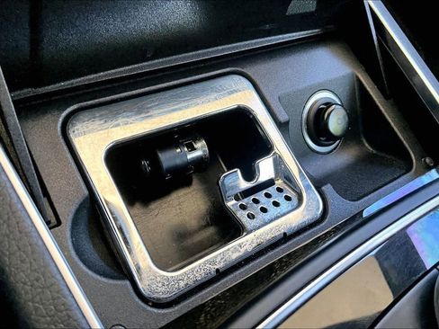 Used 2016 Mercedes-Benz E 400 Coupe image 12