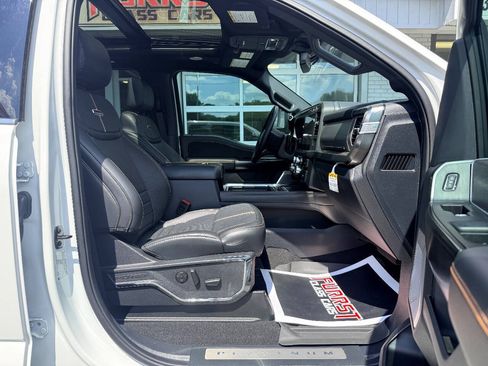 Used 2024 Ford F250 Platinum AWD/4WD image 43