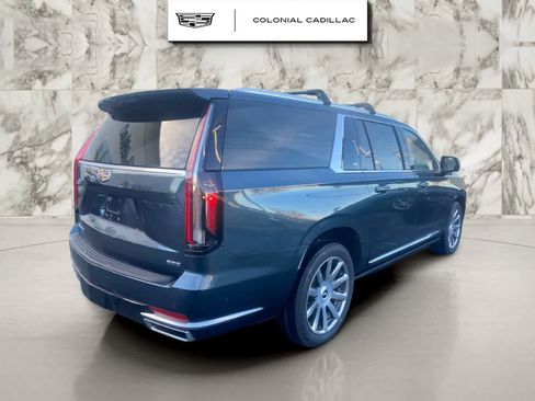 Certified 2021 Cadillac Escalade ESV Premium Luxury Platinum image 5
