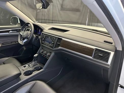 Used 2023 Volkswagen Atlas SE FWD image 15