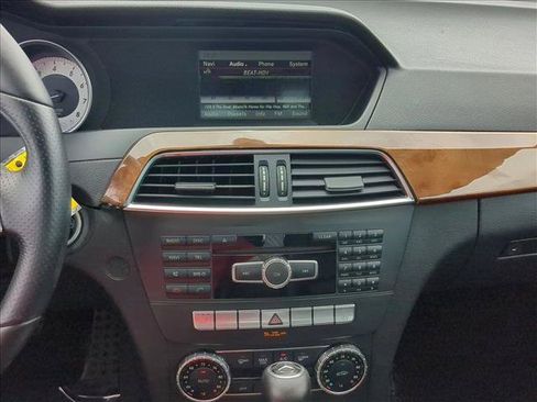 Used 2014 Mercedes-Benz C 250 Sedan image 13