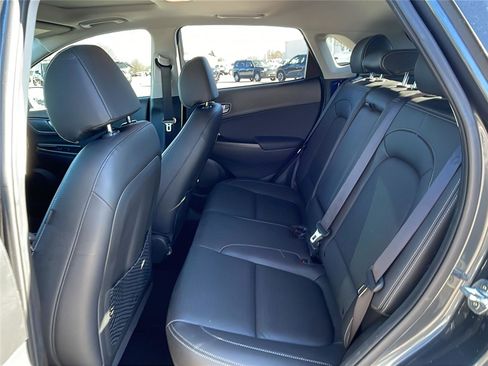 Used 2021 Hyundai Kona Limited image 18