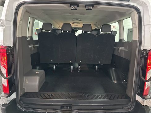 Used 2023 Ford Transit 350 XL image 34