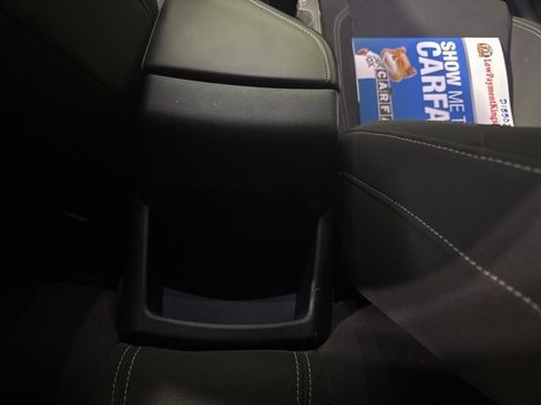 Used 2017 Chevrolet Camaro LT image 33