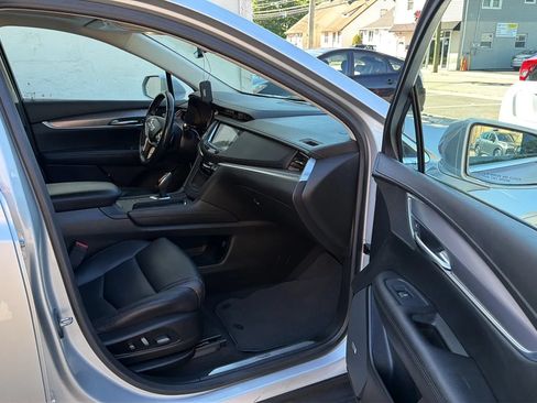 Used 2019 Cadillac XT5 Luxury AWD/4WD image 24