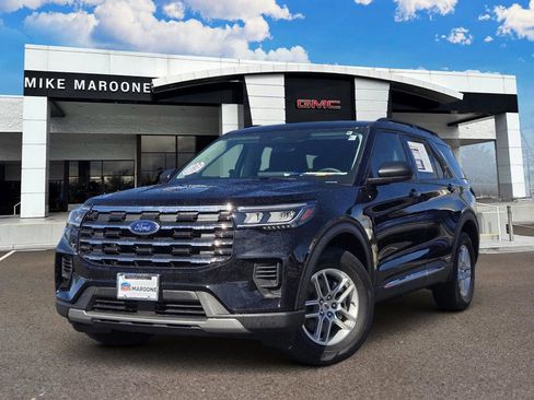 Used 2025 Ford Explorer Active image 1