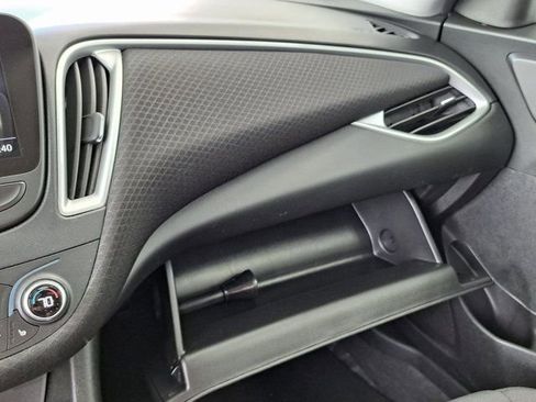 Used 2024 Chevrolet Malibu LT image 20