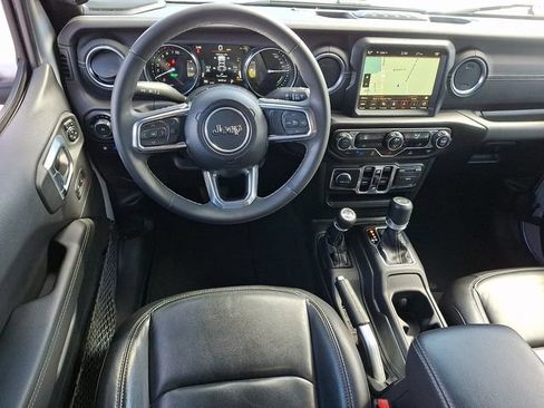 Used 2023 Jeep Wrangler Unlimited Sahara AWD/4WD image 12