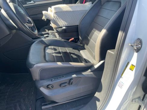 Used 2023 Volkswagen Atlas SEL Premium AWD/4WD image 4